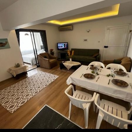 Girne Center 3 Rooms 150 M To Beach Exterior foto
